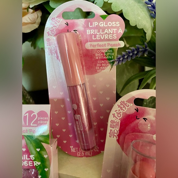 🆕🍑 “PERFECT PEACH” BEAUTY COLLECTION! BRAND NEW FACTORY SEALED! - Picture 4 of 8